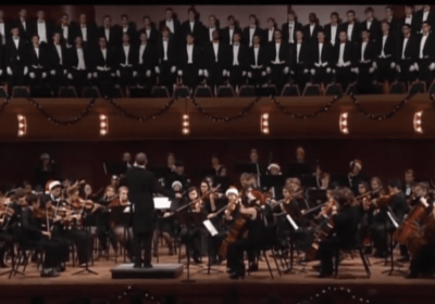 Carol of the Bells -  Notre Dame's Glee Club and Symphony Orchestra