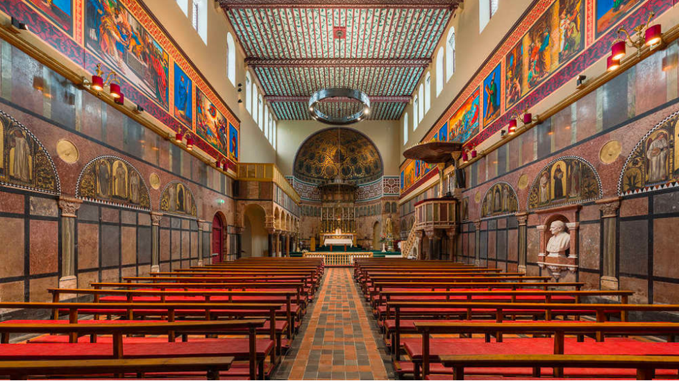 Interior of Newman University Church in Dublin. Photo by David Iliff. License: CC-BY-SA 3.0.