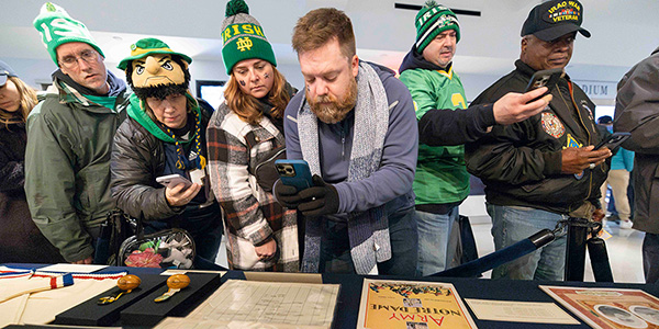 Notre Dame exhibit takes history on the road